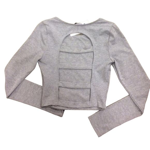 Solemio Knit Crop Top with Cutout Back - Picture 4 of 4